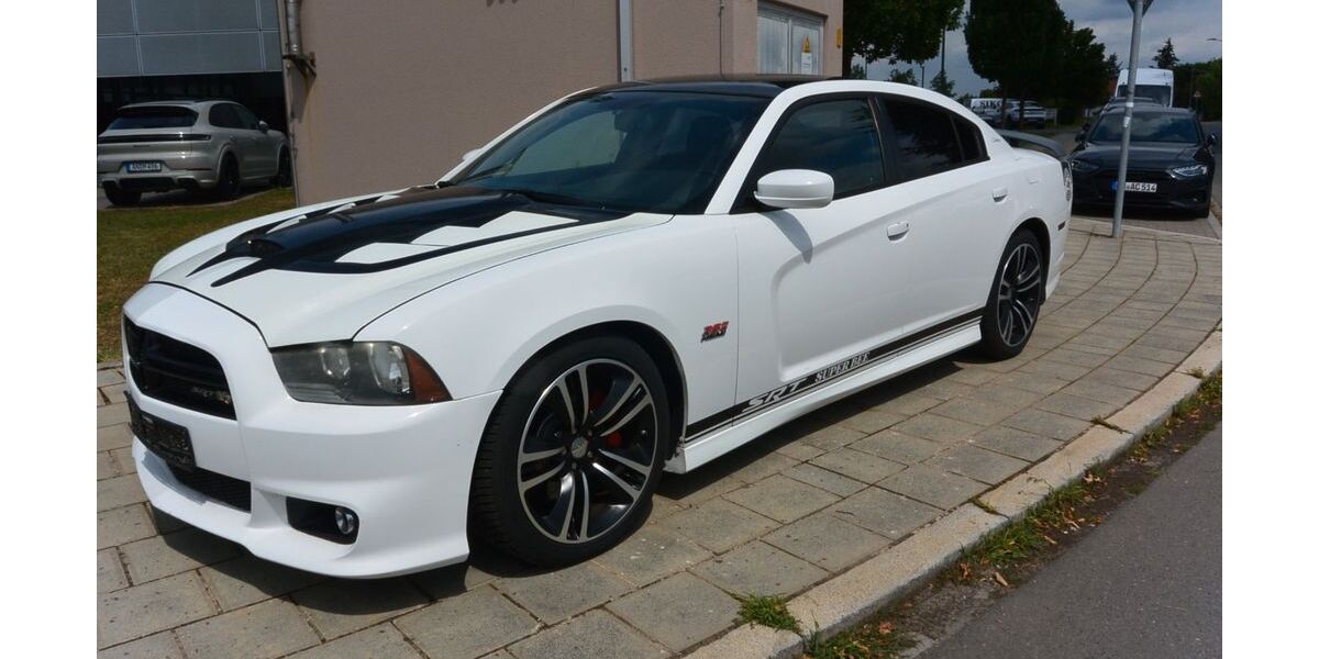 Dodge Charger 209.000 km 16.900 &euro; Gräfenberg 91322