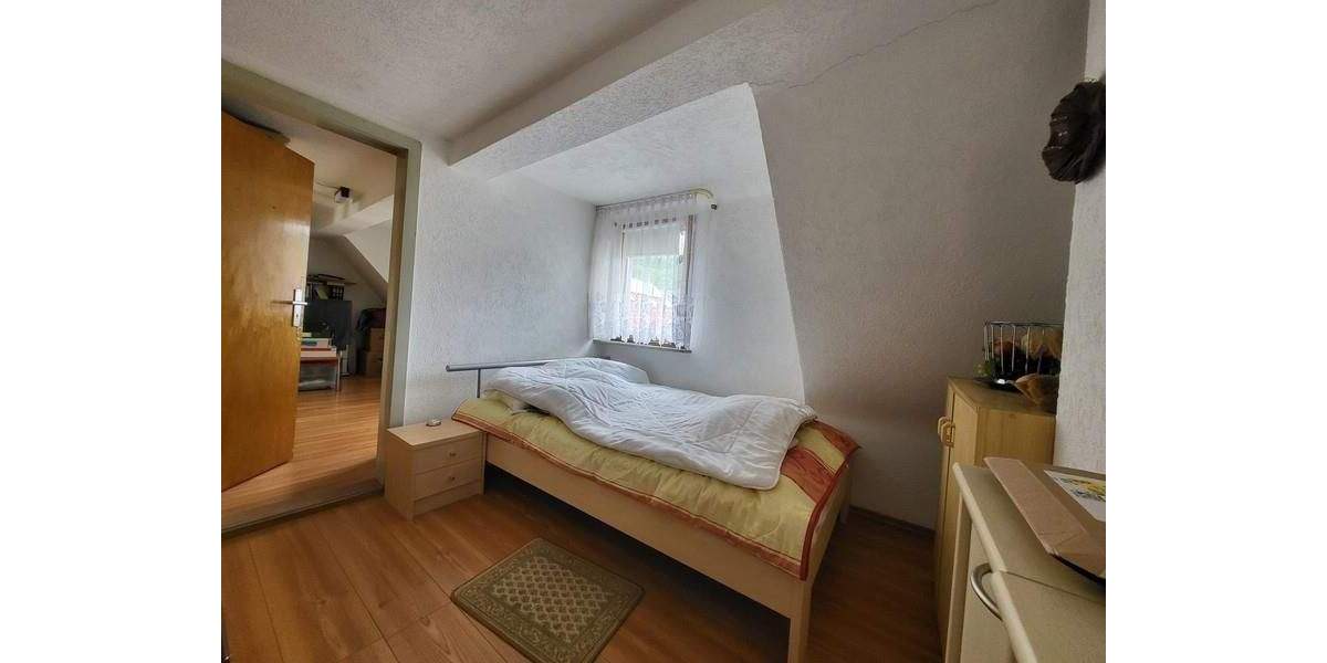 Mehrfamilienhaus, Wohnhaus Simmelsdorf Hüttenbach - 8 Zimmer, 107 m&sup2;, 208.000&euro; | Angebot:25699410