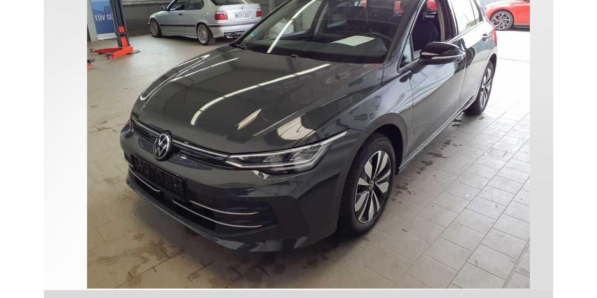 VW Golf 9.667 km 29.480 &euro; Fürth 90763