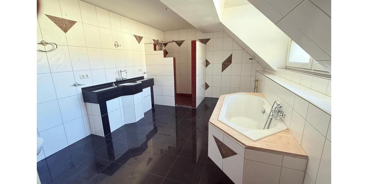 Maisonettenwohnung Nürnberg Kleinweidenmühle - 3 Zimmer, 170 m&sup2;, 1.790&euro; | Angebot:24571391