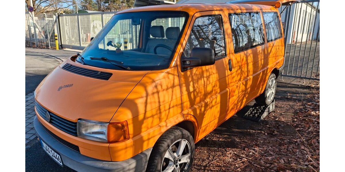 VW T4 Caravelle 187.300 km 7.999 &euro; Nürnberg 90408