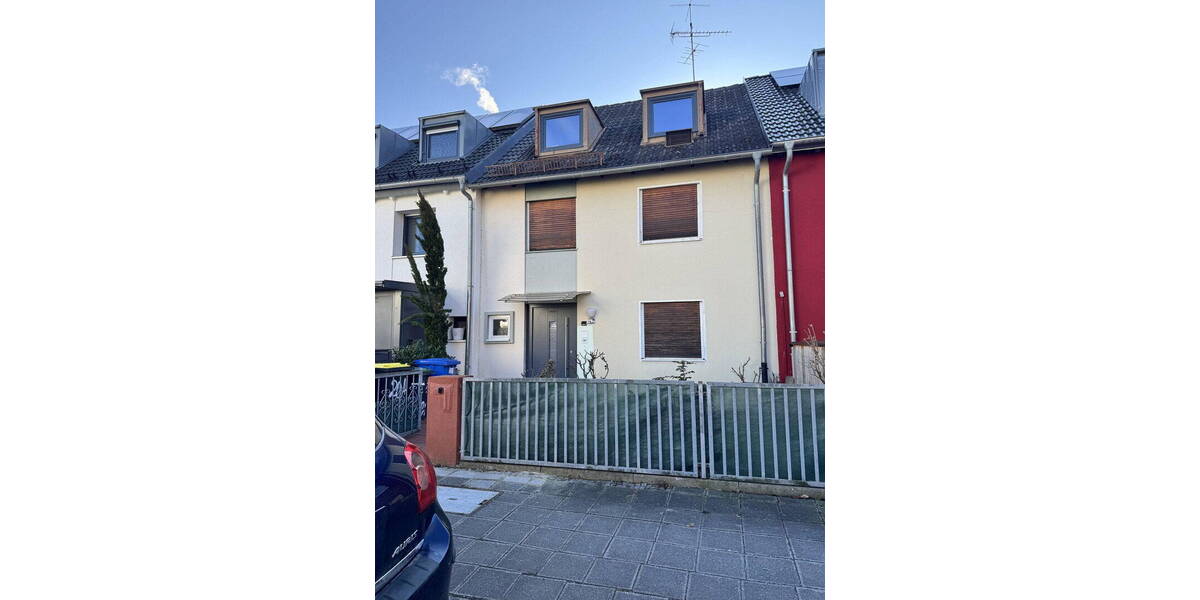 Reihenmittelhaus Nürnberg Schoppershof - 7 Zimmer, 115 m&sup2;, 615.000&euro; | Angebot:25910300