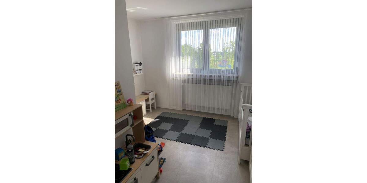 Etagenwohnung Nürnberg Schweinau - 4 Zimmer, 98 m&sup2;, 379.000&euro; | Angebot:25835771
