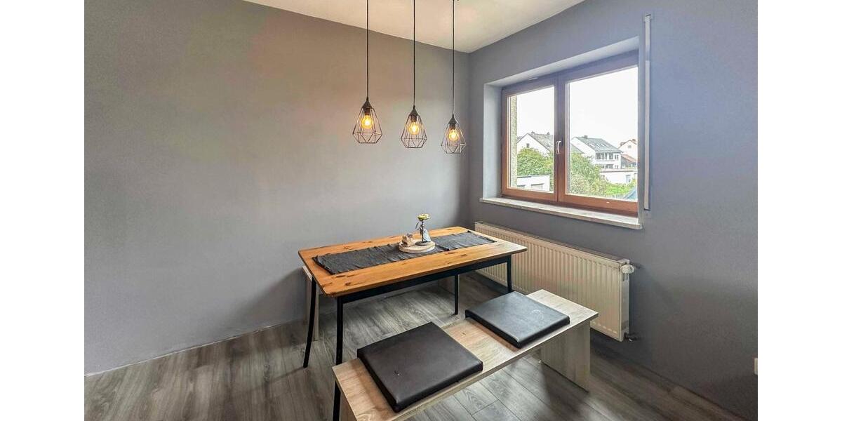 Einfamilienhaus Büchenbach - 8 Zimmer, 238 m&sup2;, 440.000&euro; | Angebot:26942077