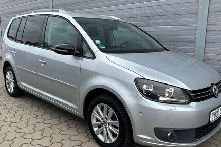 VW Touran 181.938 km 4.999 &euro; Fürth 90763