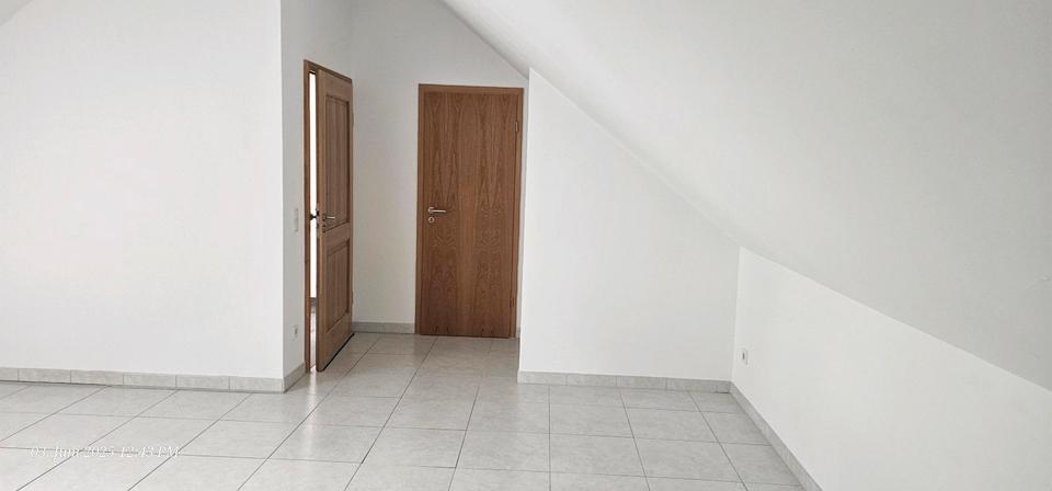Dachgeschoßwohnung Cadolzburg - 2 Zimmer, 77 m&sup2;, 930&euro; | Angebot:26567487