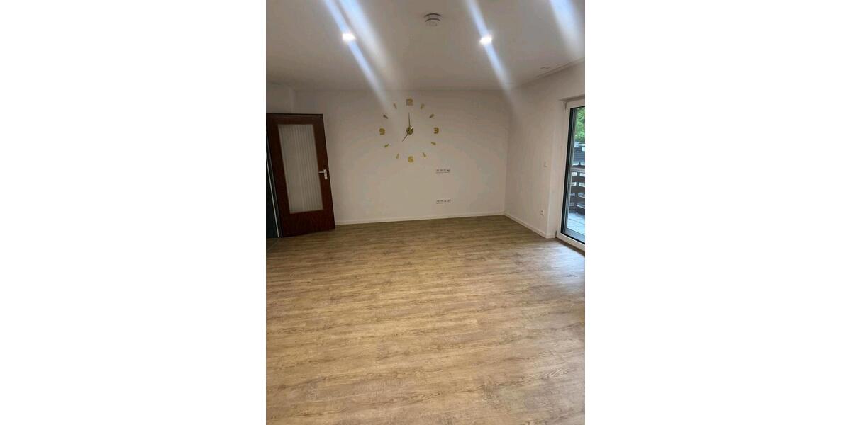 Etagenwohnung Lauf an der Pegnitz - 3 Zimmer, 83 m&sup2;, 1.100&euro; | Angebot:26638684