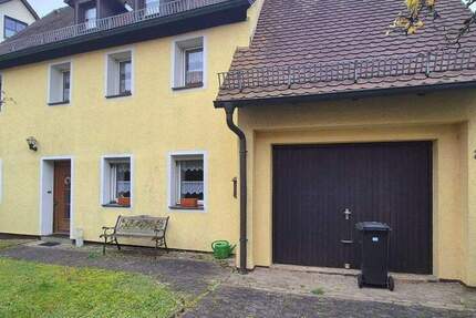 Haus Neunkirchen - 4 Zimmer, 115 m&sup2;, 250.000&euro; | Angebot:25743745