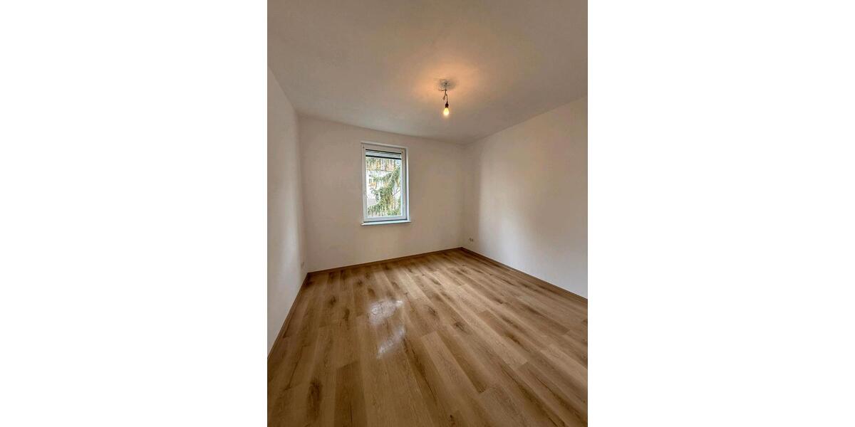 Etagenwohnung Nürnberg Eberhardshof - 3 Zimmer, 55 m&sup2;, 1.000&euro; | Angebot:26546329