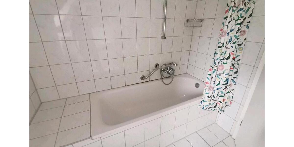 Dachgeschoßwohnung Herzogenaurach - 4 Zimmer, 110 m&sup2;, 450.000&euro; | Angebot:24527957