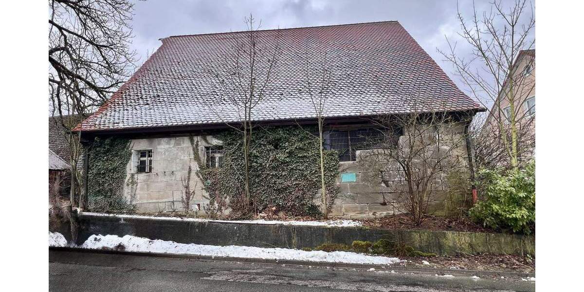 Bauernhaus, Landhaus Winkelhaid Richthausen - 7 Zimmer, 300 m&sup2;, 130.000&euro; | Angebot:25667505