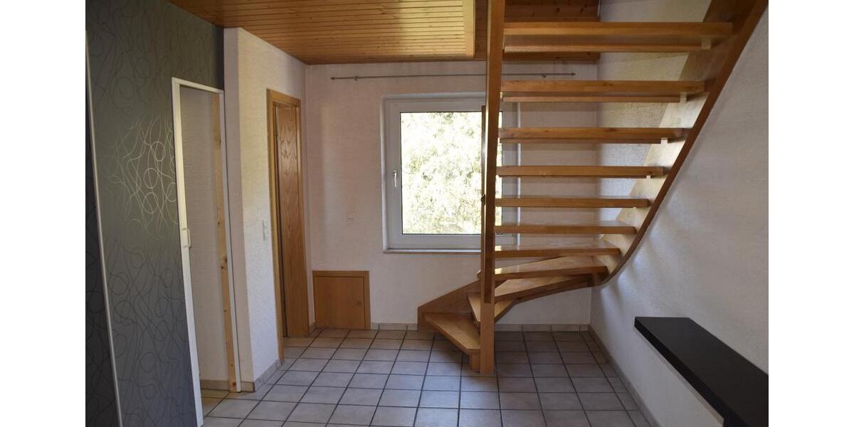 Maisonettenwohnung Heroldsberg - 4 Zimmer, 124 m&sup2;, 1.290&euro; | Angebot:26586621