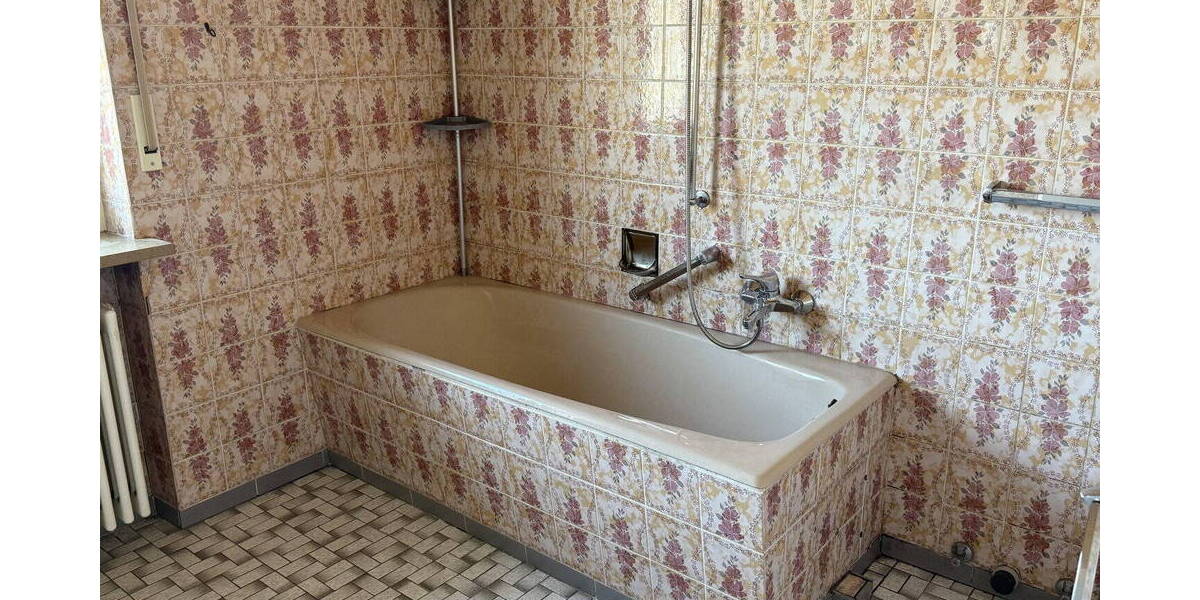 Mehrfamilienhaus, Wohnhaus Uehlfeld - 1 Zimmer, 227 m&sup2;, 450.000&euro; | Angebot:26016196