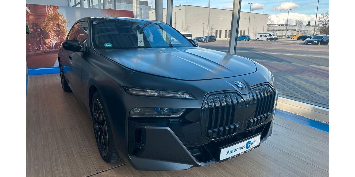 BMW 740 17.850 km 105.400 &euro; Erlangen 91058