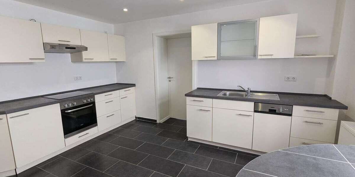 Etagenwohnung Schwabach Nasbach - 3 Zimmer, 100 m&sup2;, 1.090&euro; | Angebot:26032576