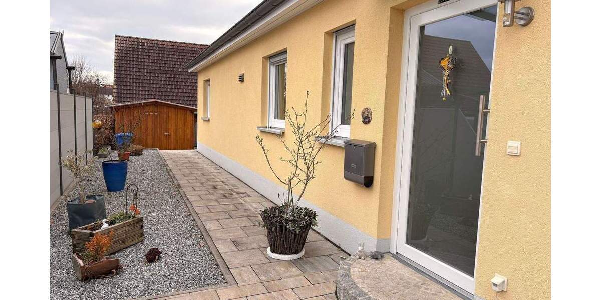 Bungalow Büchenbach - 4 Zimmer, 111 m&sup2;, 650.000&euro; | Angebot:25747997