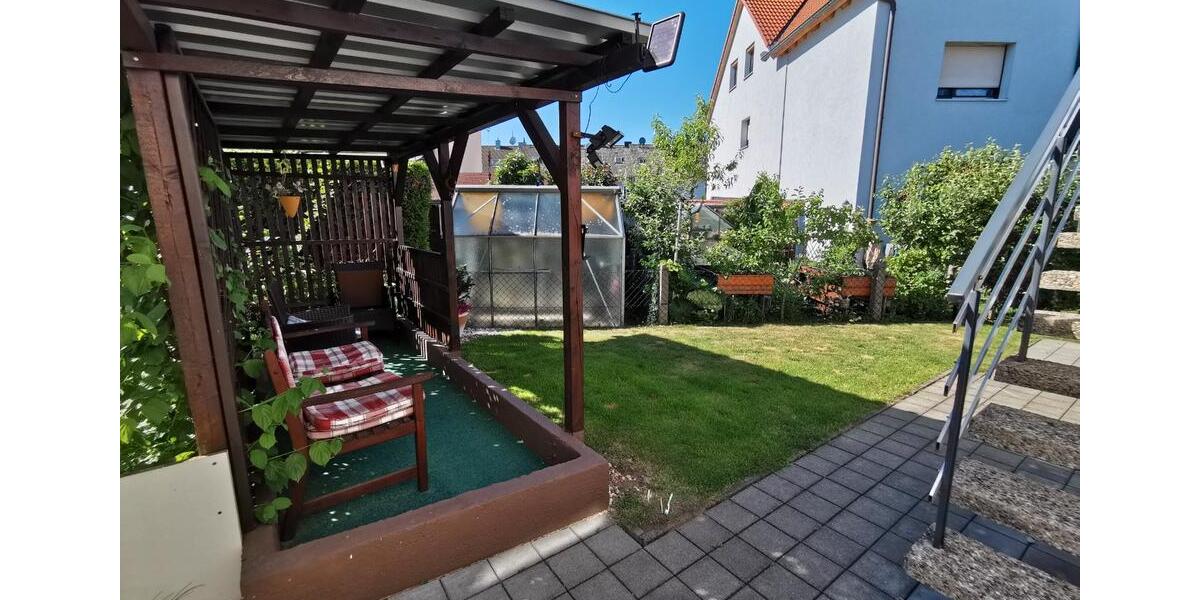 Reihenhaus Zirndorf - 5 Zimmer, 150 m&sup2;, 529.000&euro; | Angebot:26973356
