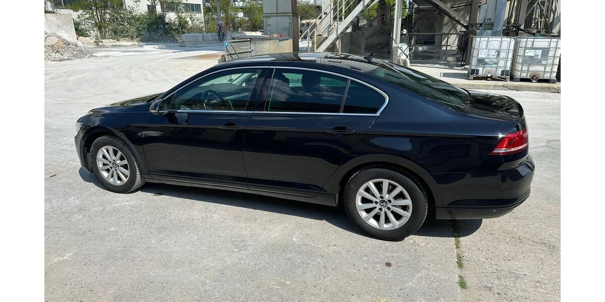 VW Passat 142.000 km 14.700 &euro; Fürth 90765