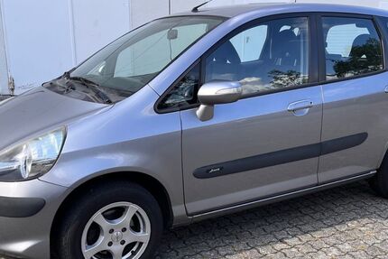 Honda Jazz 169.000 km 3.200 &euro; Fürth 90765