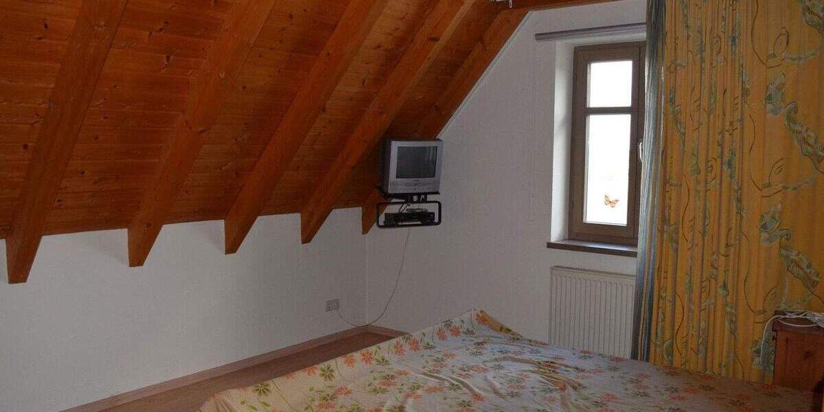 Einfamilienhaus Oberreichenbach - 1 Zimmer, 450 m&sup2;, 1.195.000&euro; | Angebot:25751713