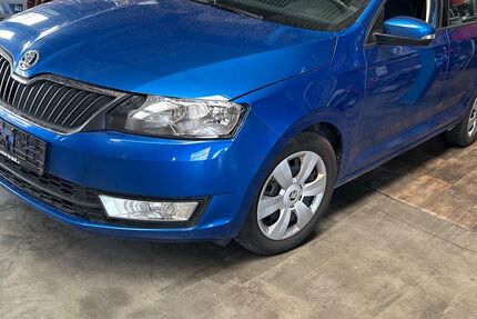 Skoda Rapid 151.000 km 5.900 &euro; Höchstadt 91315