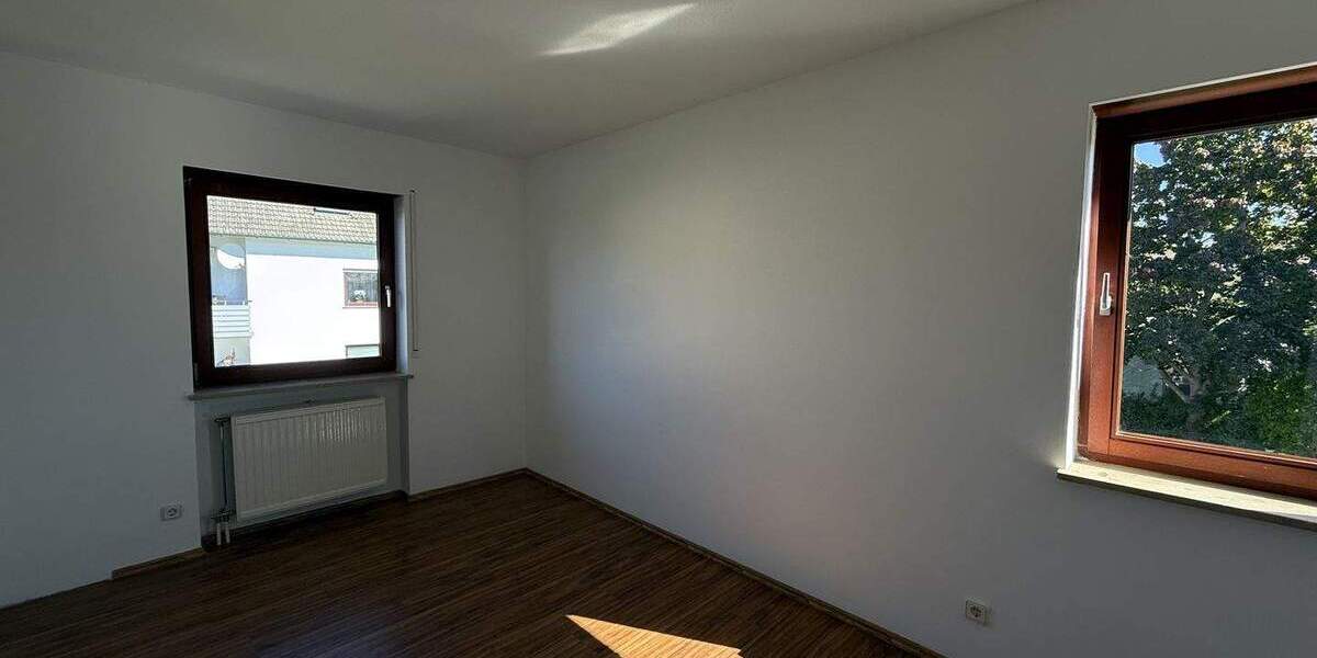 Doppelhaushälfte Höchstadt a.d.Aisch Höchstadt - 4 Zimmer, 102 m&sup2;, 330.000&euro; | Angebot:25696326