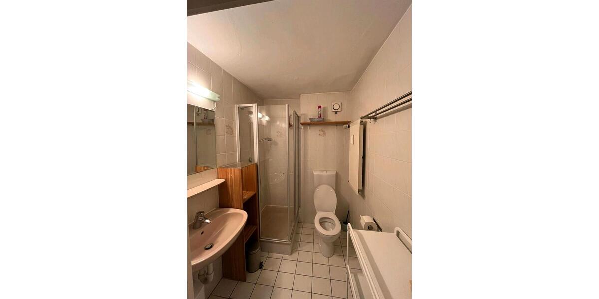 Dachgeschoßwohnung Erlangen Bruck - 2 Zimmer, 50 m&sup2;, 400&euro; | Angebot:26516743