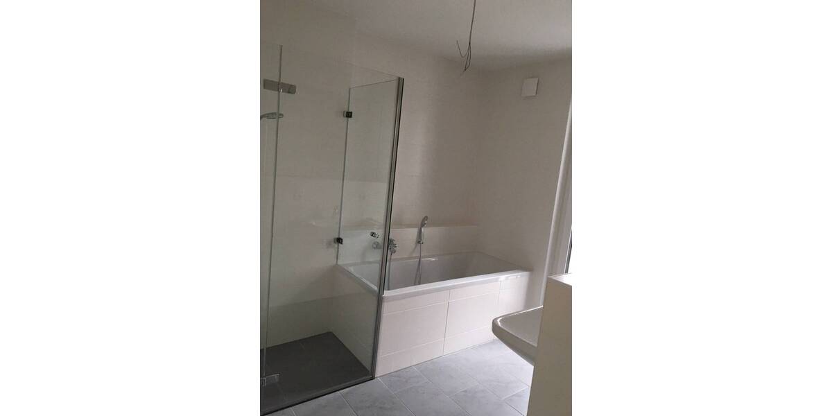 Etagenwohnung Fürth Stadeln - 4 Zimmer, 123 m&sup2;, 1.720&euro; | Angebot:25928300