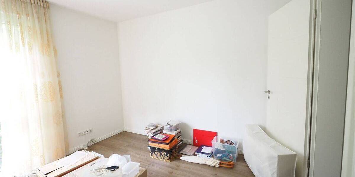 Etagenwohnung Fürth Südstadt - 4 Zimmer, 114 m&sup2;, 1.650&euro; | Angebot:26853015