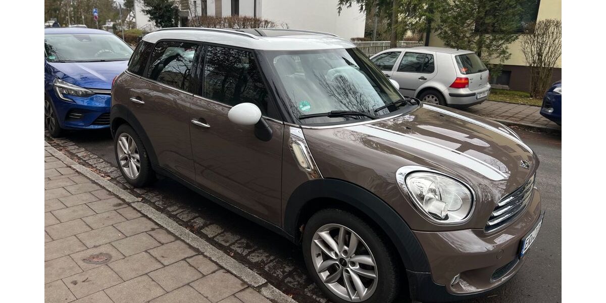 Mini Cooper Countryman 122.000 km 6.700 &euro; Erlangen 91056