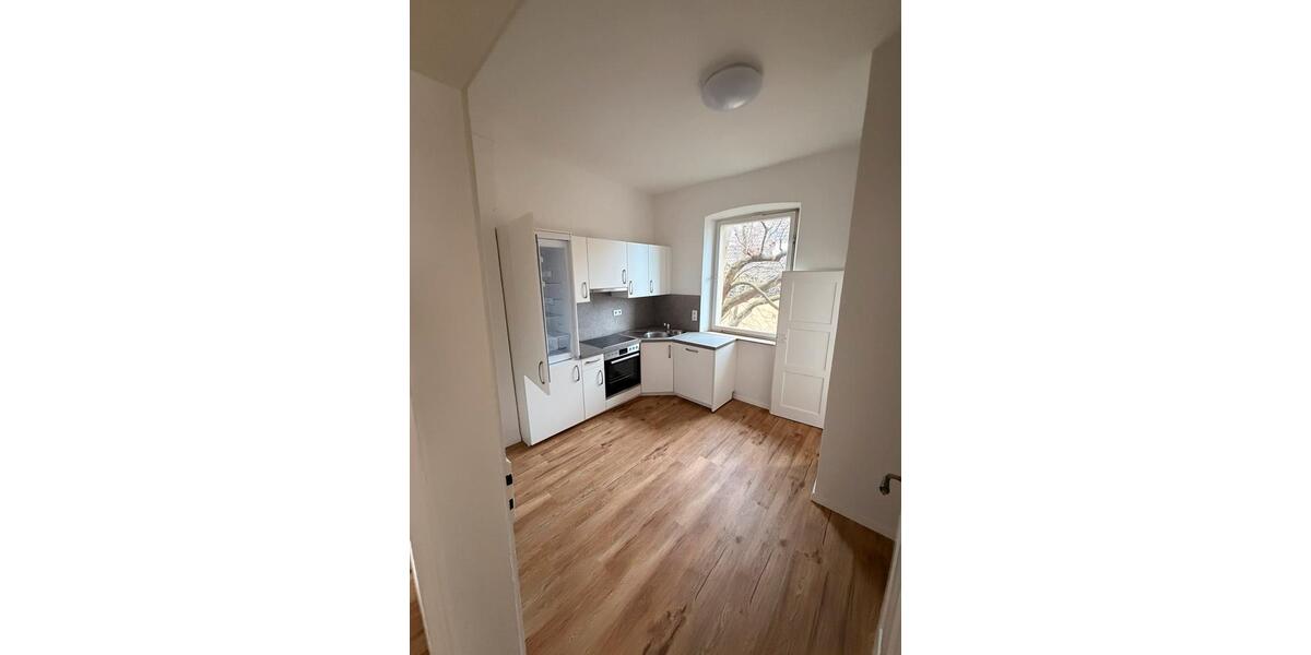 Etagenwohnung Neustadt an der Aisch - 5 Zimmer, 138 m&sup2;, 1.300&euro; | Angebot:25402314