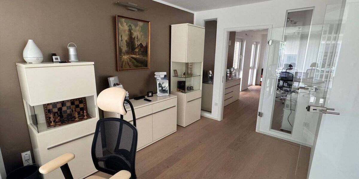 Gewerbeobjekt Nürnberg Gleißbühl - 5 Zimmer, 107 m&sup2;, 699.000&euro; | Angebot:25666443