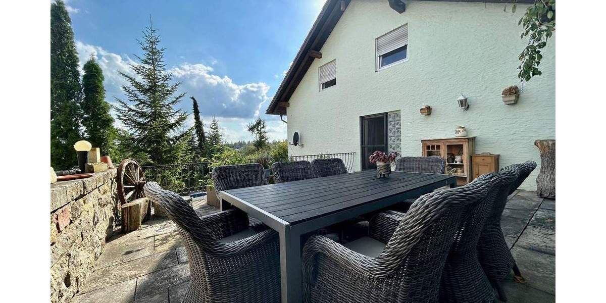 Mehrfamilienhaus, Wohnhaus Höchstadt a. d. Aisch Etzelskirchen - 9 Zimmer, 266 m&sup2;, 505.000&euro; | Angebot:25701550