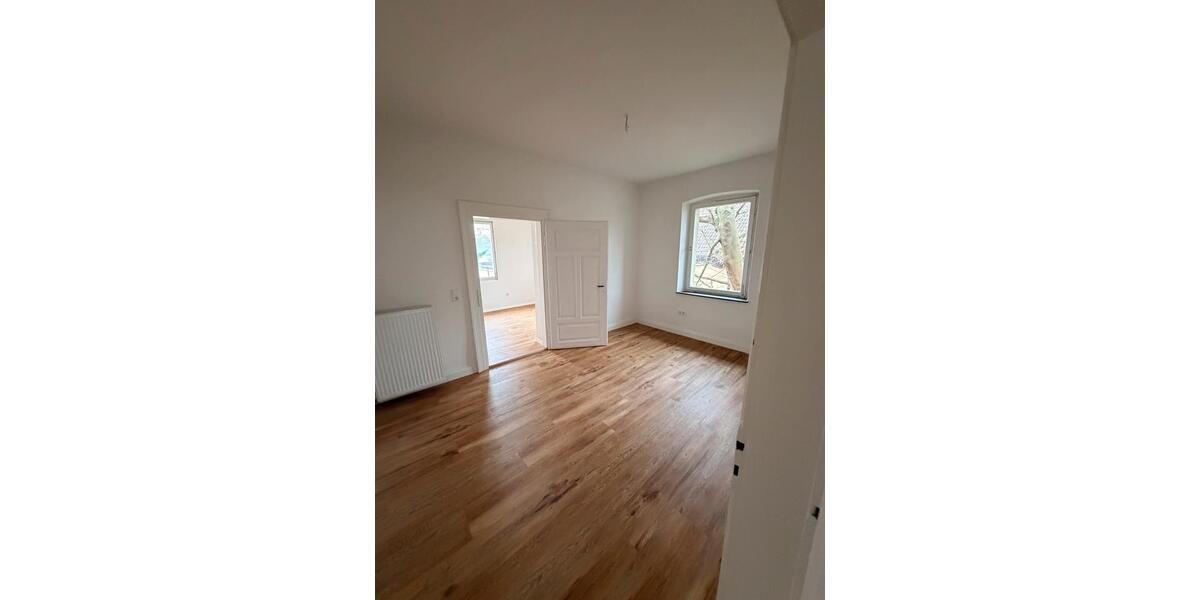 Etagenwohnung Neustadt an der Aisch - 5 Zimmer, 138 m&sup2;, 1.300&euro; | Angebot:25402314