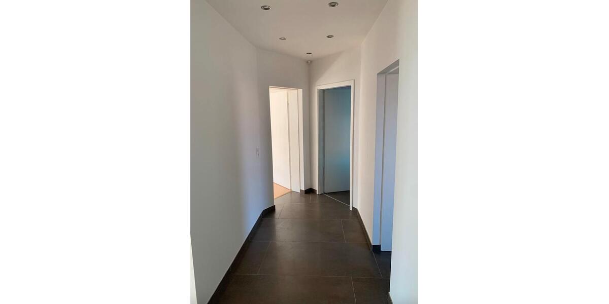 Etagenwohnung Nürnberg Gibitzenhof - 4 Zimmer, 110 m&sup2;, 1.500&euro; | Angebot:27554685