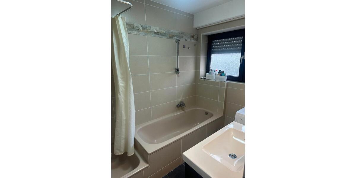 Etagenwohnung Nürnberg Herrnhütte - 3 Zimmer, 80 m&sup2;, 1.250&euro; | Angebot:26004632