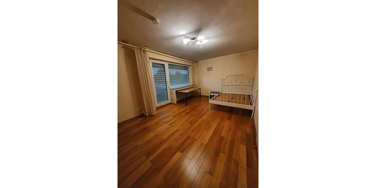 Einfamilienhaus Nürnberg Erlenstegen - 10 Zimmer, 210 m&sup2;, 3.700&euro; | Angebot:24819228