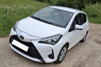 Toyota Yaris 53.000 km 10.500 &euro; Nürnberg 90402