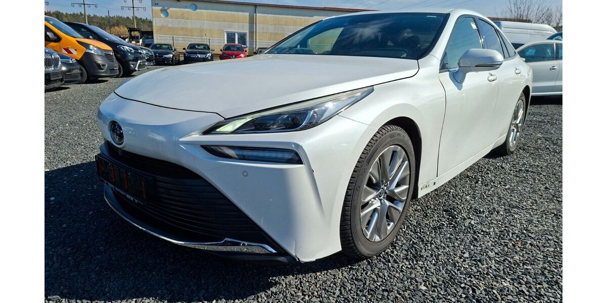 Toyota Mirai 136.750 km 9.999 &euro; Schwaig 90571