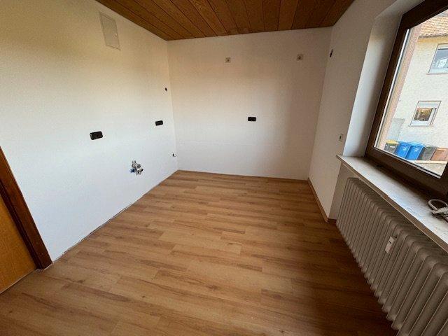 Erdgeschoßwohnung Neustadt an der Aisch - 4 Zimmer, 120 m&sup2;, 1.115&euro; | Angebot:26610730