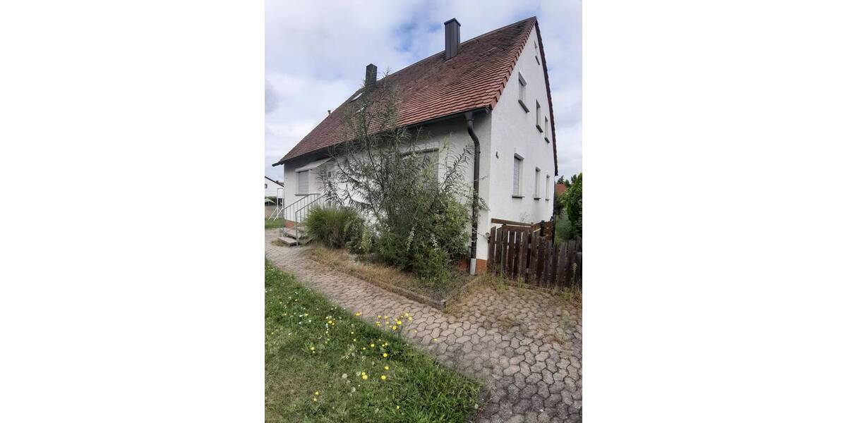 Mehrfamilienhaus, Wohnhaus Zirndorf - 6 Zimmer, 147 m&sup2;, 650.000&euro; | Angebot:25662811