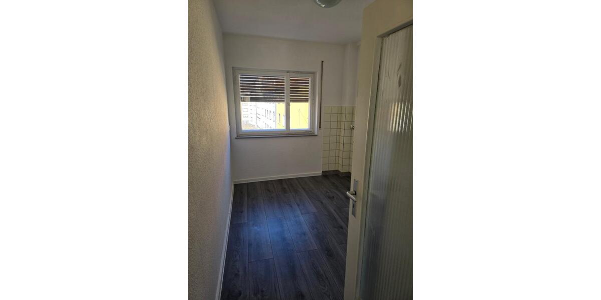 Etagenwohnung Nürnberg Hasenbuck - 1 Zimmer, 34 m&sup2;, 440&euro; | Angebot:25960647