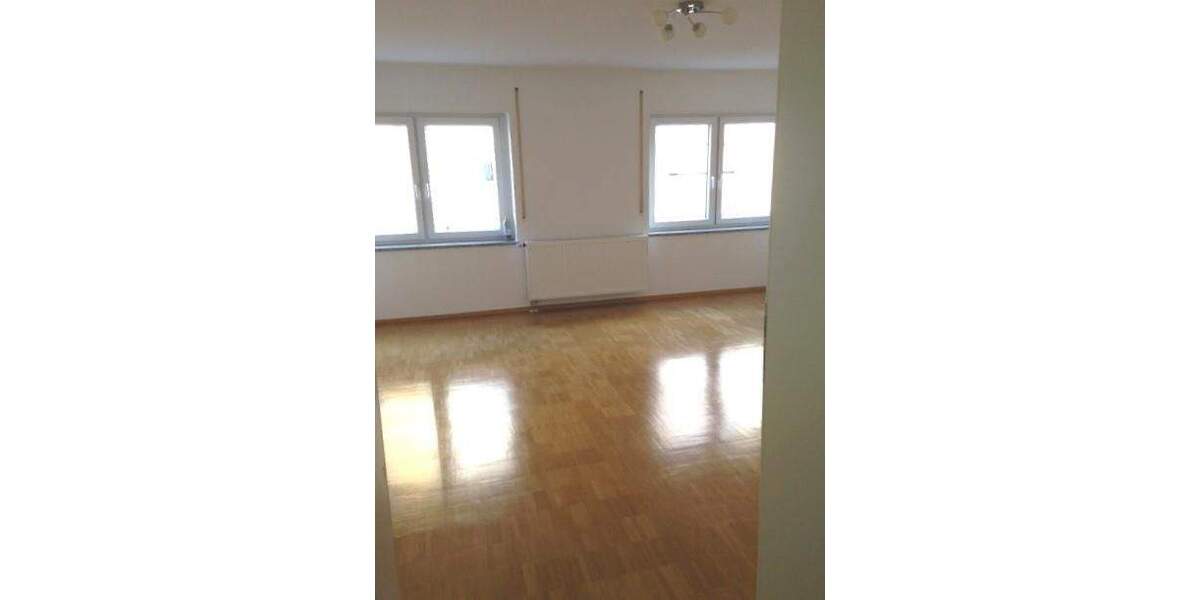 Etagenwohnung Nürnberg Maxfeld - 3 Zimmer, 80 m&sup2;, 895&euro; | Angebot:25821587