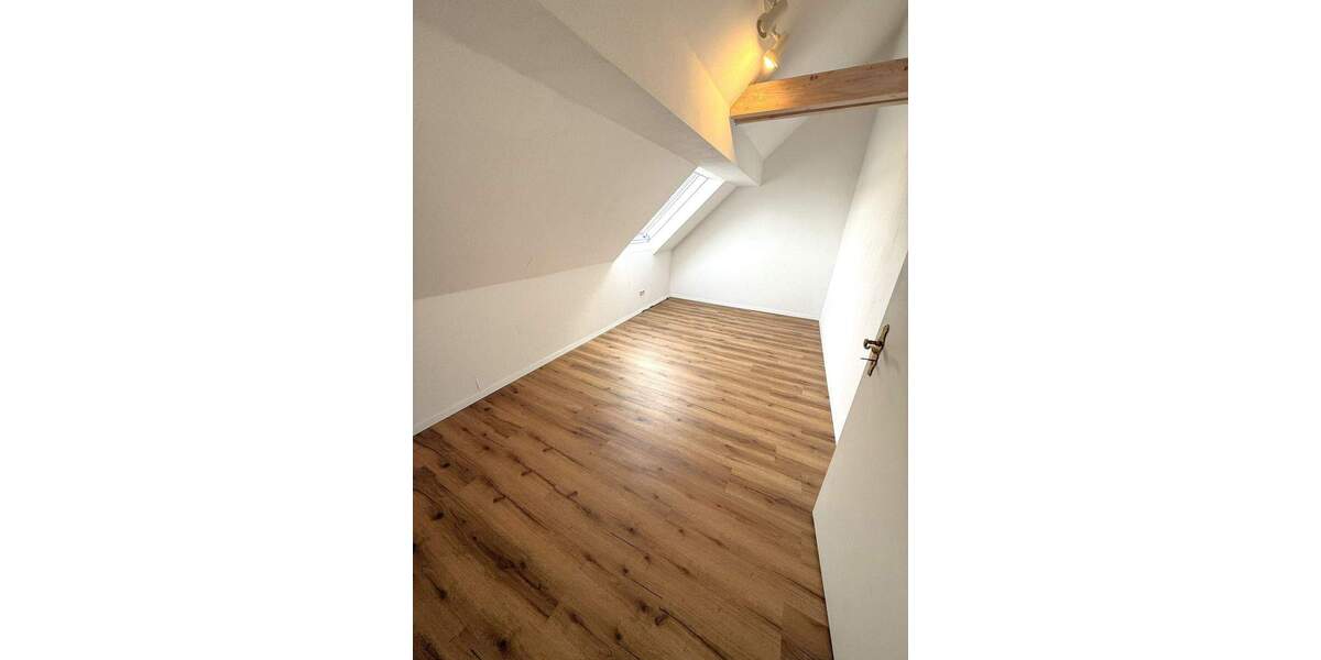 Mehrfamilienhaus, Wohnhaus Langensendelbach - 358.000&euro; | Angebot:25726216