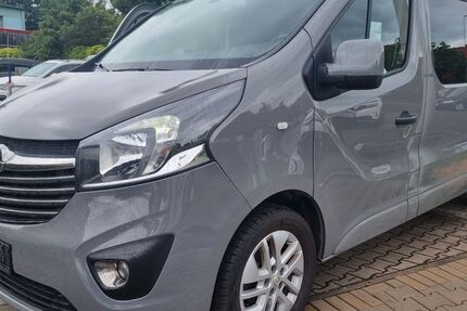 Opel Vivaro 185.000 km 13.750 &euro; Nürnberg 90431