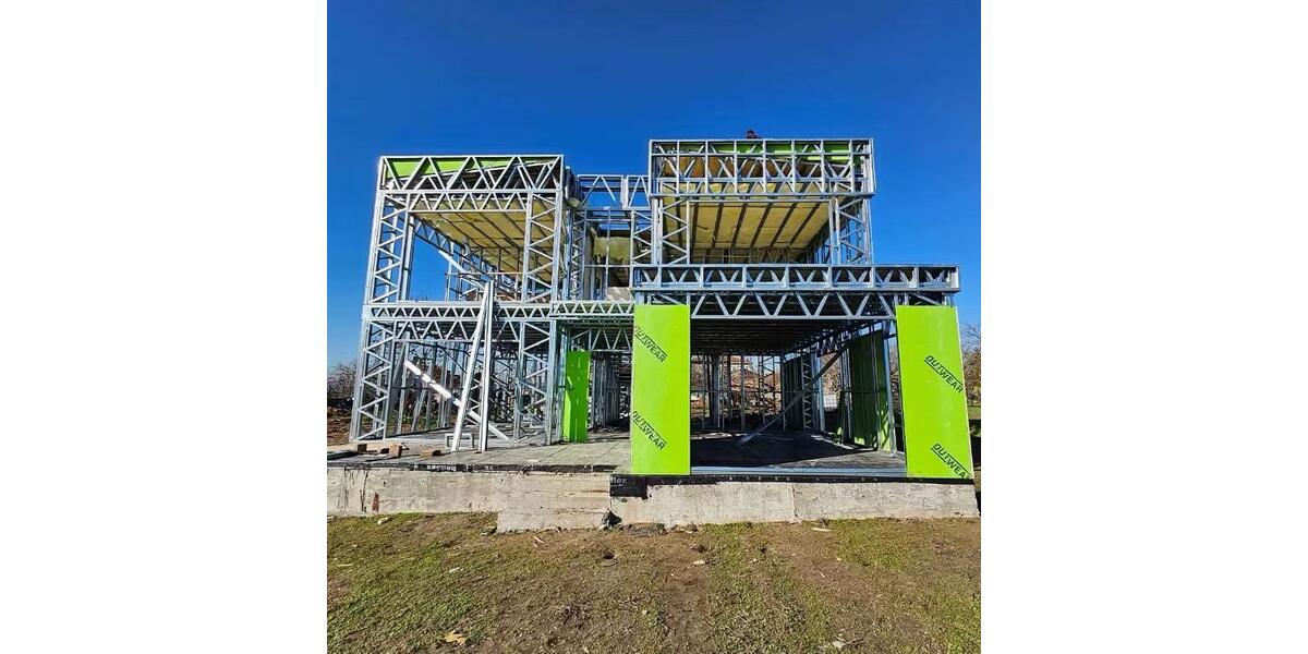 Einfamilienhaus Roth - 4 Zimmer, 215 m&sup2;, 228.000&euro; | Angebot:25903942