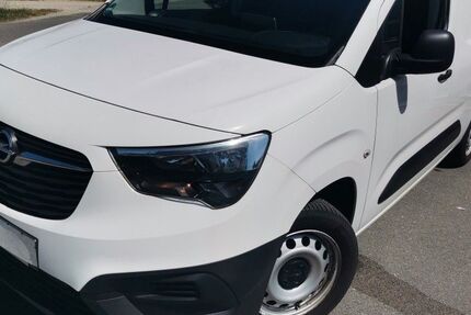 Opel Combo 110.200 km 9.799 &euro; Fürth 90762