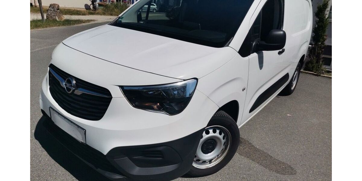 Opel Combo 110.200 km 9.799 &euro; Fürth 90762