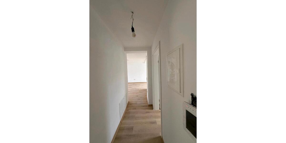 Dachgeschoßwohnung Nürnberg Eberhardshof - 3 Zimmer, 55 m&sup2;, 900&euro; | Angebot:26546317