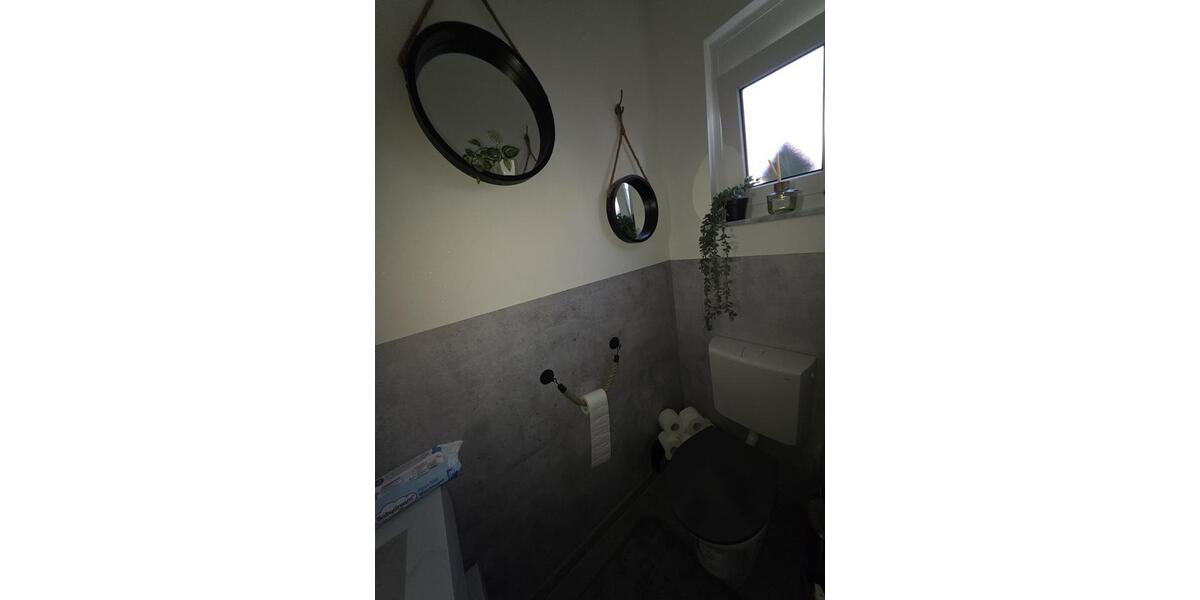 Reihenhaus Roßtal - 5 Zimmer, 122 m&sup2;, 460.000&euro; | Angebot:26955495